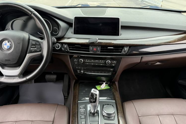 Used BMW X5 2018 xDrive35i Elegant Edition Audio And AC Panel