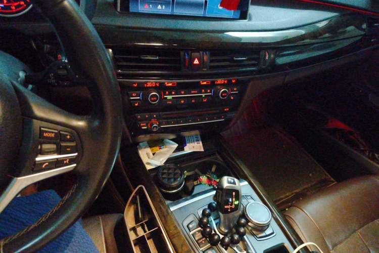 Used BMW X5 2018 xDrive28i Audio And AC Panel