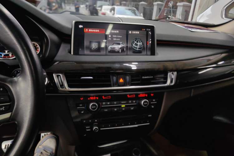 Used BMW X5 2018 xDrive35i Elegant Edition Audio And AC Panel
