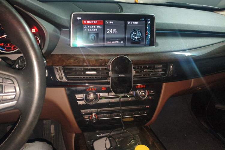 Used BMW X5 2018 xDrive35i Elegant Edition Audio And AC Panel