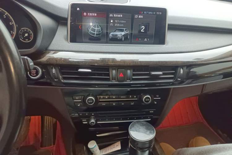Used BMW X5 2018 xDrive28i Audio And AC Panel