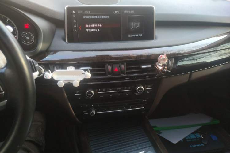 Used BMW X5 2018 xDrive28i Audio And AC Panel
