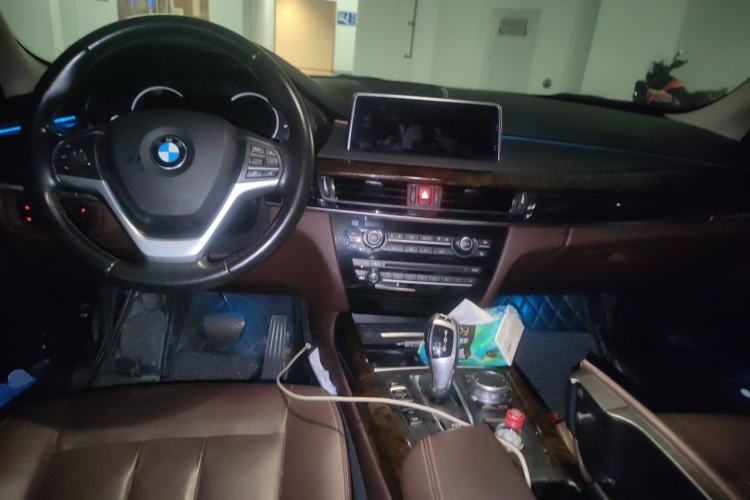 Used BMW X5 2018 xDrive35i Elegant Edition Center Console