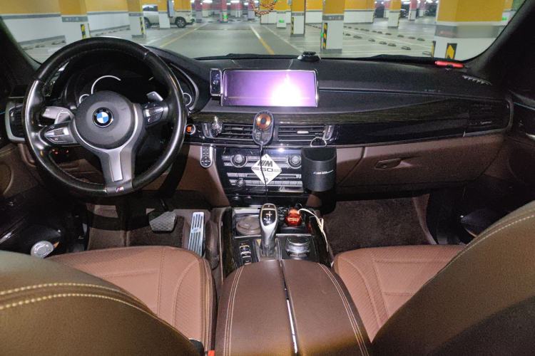 Used BMW X5 2018 xDrive35i M Sport Edition Center Console