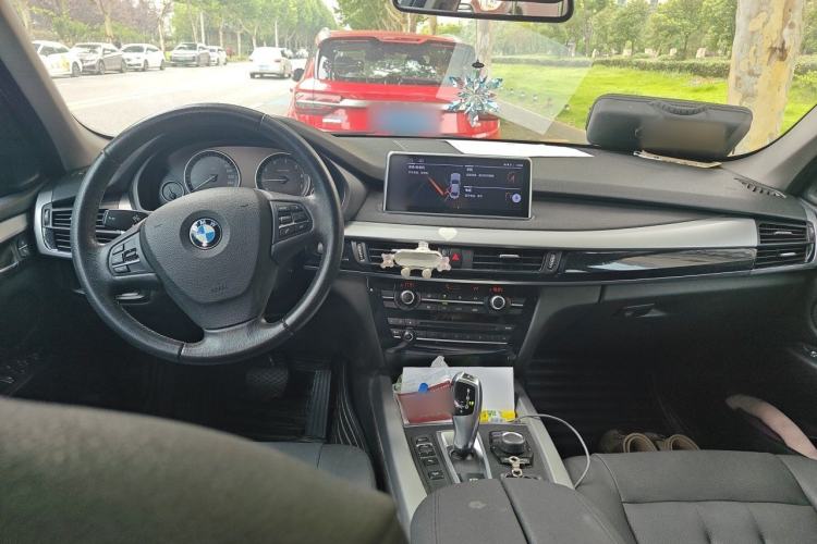 Used BMW X5 2018 xDrive35i Base Model Middle East Center Console