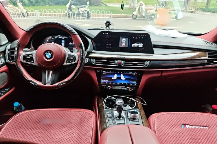 Used BMW X5 2018 xDrive35i Elegant Edition Center Console