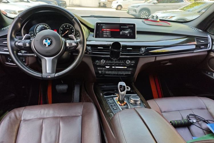 Used BMW X5 2018 xDrive35i M Sport Luxury Edition Center Console
