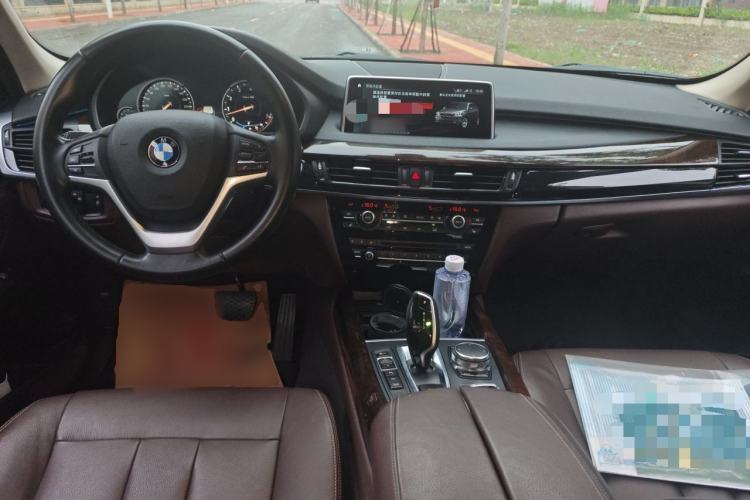 Used BMW X5 2018 xDrive35i Elegant Edition Center Console