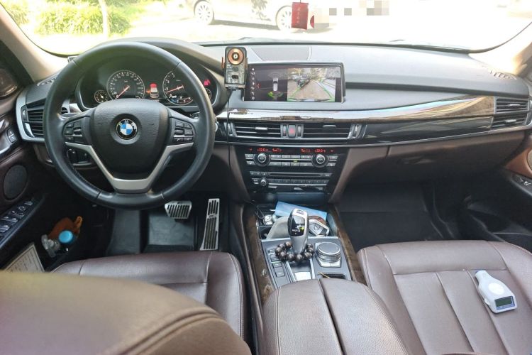 Used BMW X5 2018 xDrive35i Elegant Edition Center Console