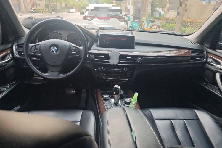 Used BMW X5 2018 xDrive35i Elegant Edition Center Console