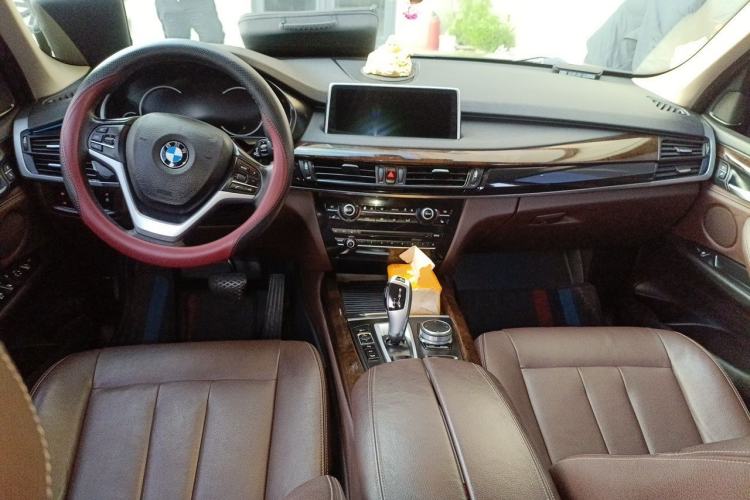 Used BMW X5 2018 xDrive35i Elegant Edition Center Console