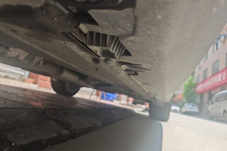 Used BMW X5 2018 xDrive28i Chassis Front Left