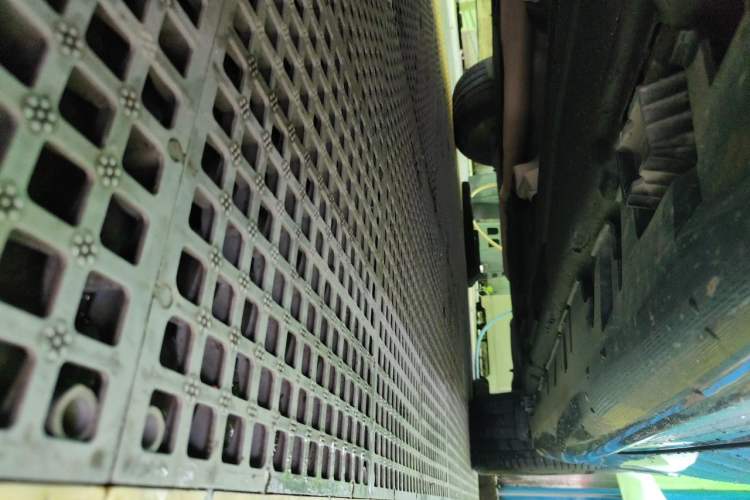 Used BMW X5  Chassis Front Left