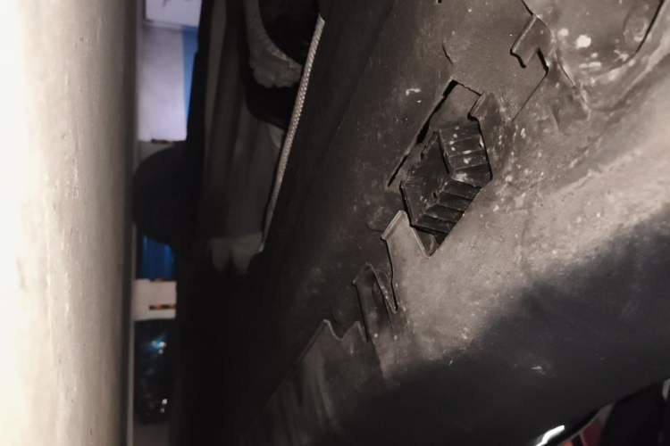 Used BMW X5  Chassis Front Left