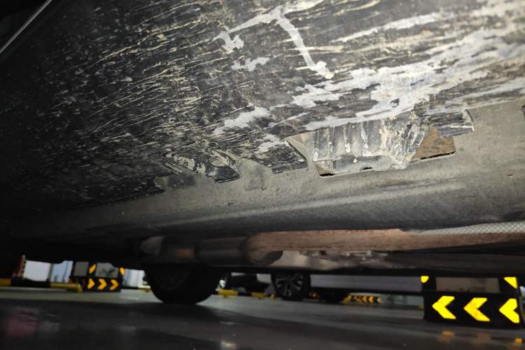 Used BMW X5 2018 xDrive28i Chassis Front Right