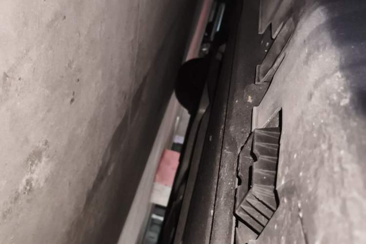 Used BMW X5  Chassis Front Right