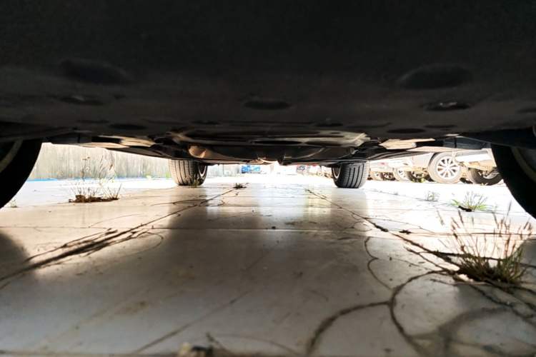Used BMW X5 2018 xDrive28i Chassis Front