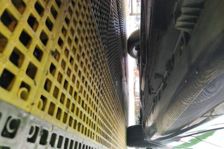 Used BMW X5  Chassis Rear Right