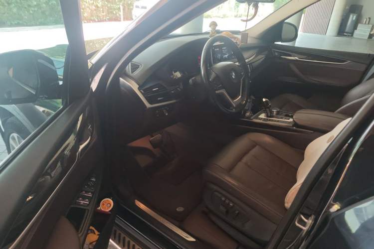 Used BMW X5 2018 xDrive28i Driver Seat
