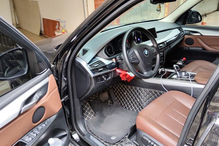 Used BMW X5 2018 xDrive35i Elegant Edition Driver Seat