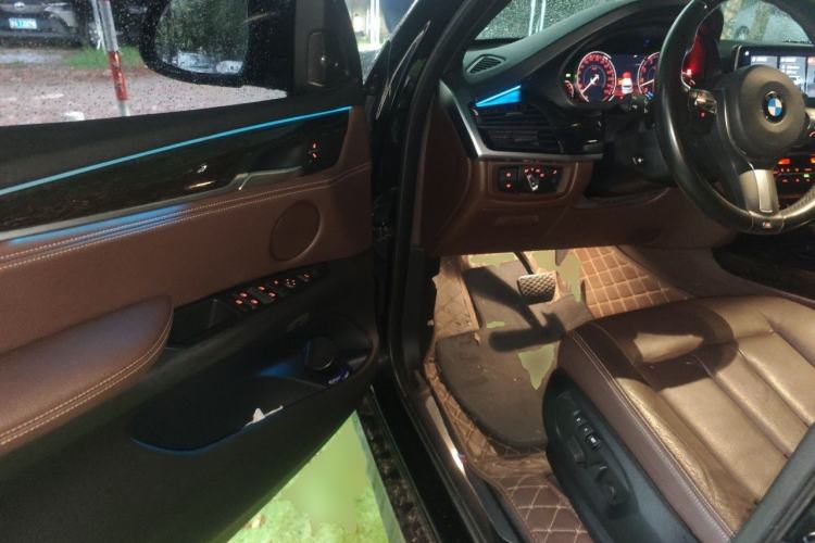Used BMW X5 2018 xDrive35i M Sport Luxury Edition Driver Seat