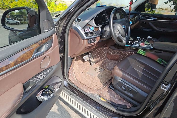 Used BMW X5 2018 xDrive35i Elegant Edition Driver Seat