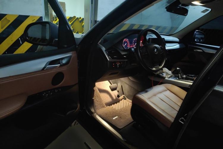 Used BMW X5 2018 xDrive35i Elegant Edition Driver Seat