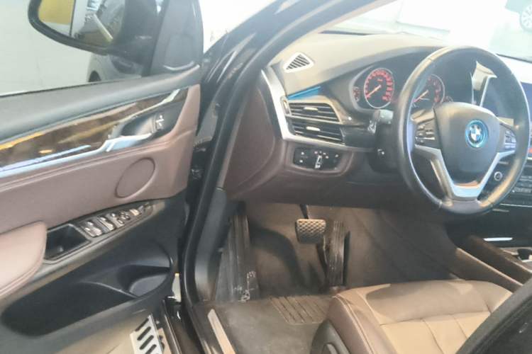 Used BMW X5 2018 xDrive28i Driver Seat