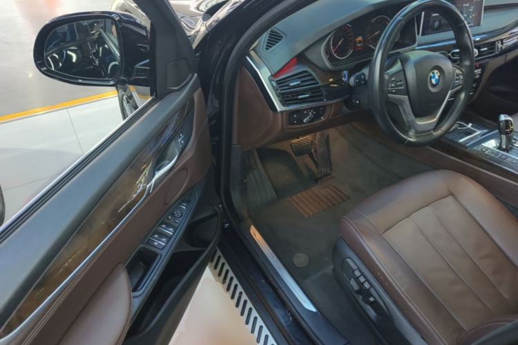 Used BMW X5 2018 xDrive35i Elegant Edition Driver Seat