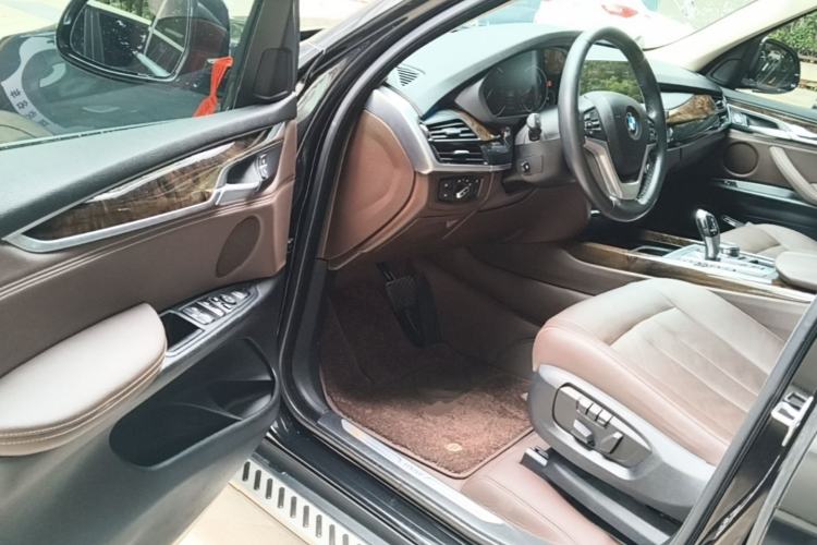 Used BMW X5 2018 xDrive35i Elegant Edition Driver Seat
