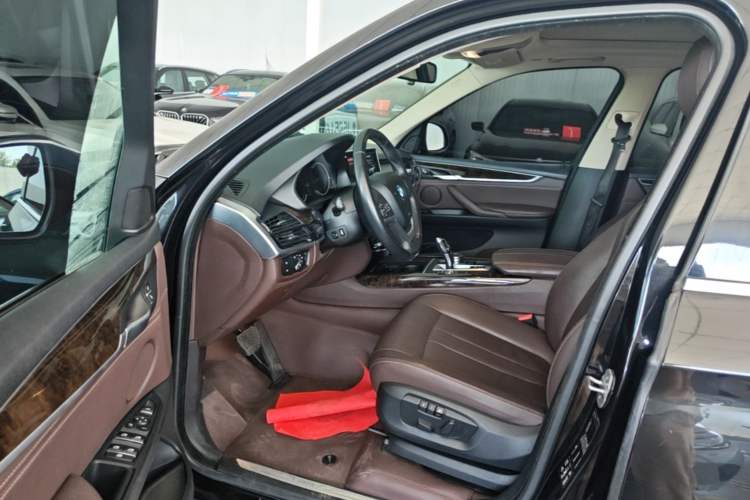 Used BMW X5 2018 xDrive28i Driver Seat