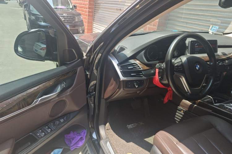 Used BMW X5 2018 xDrive28i Driver Seat