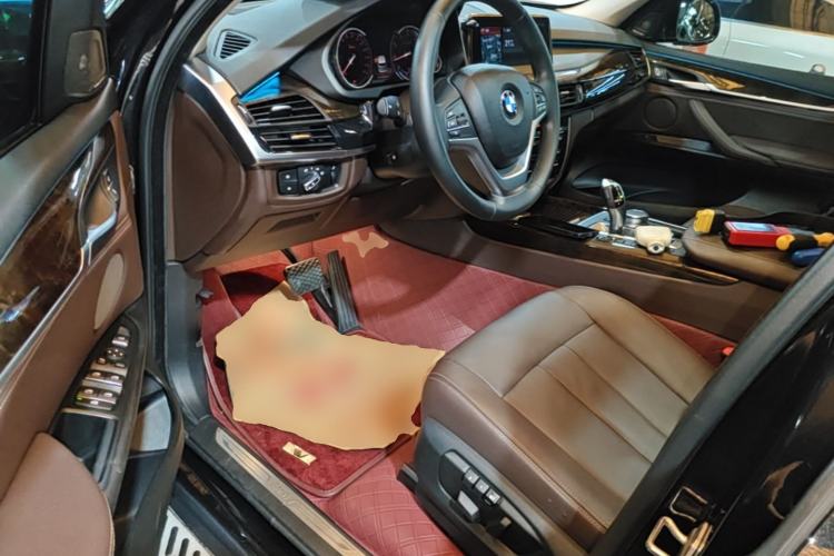 Used BMW X5 2018 xDrive28i Driver Seat
