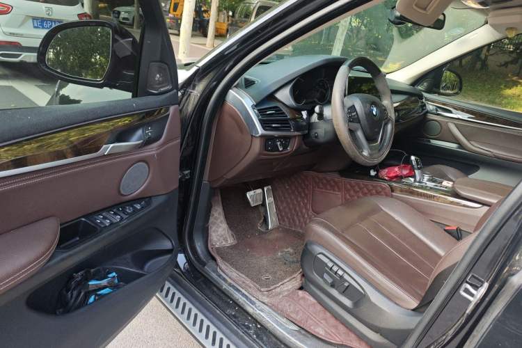 Used BMW X5 2018 xDrive35i Elegant Edition Driver Seat