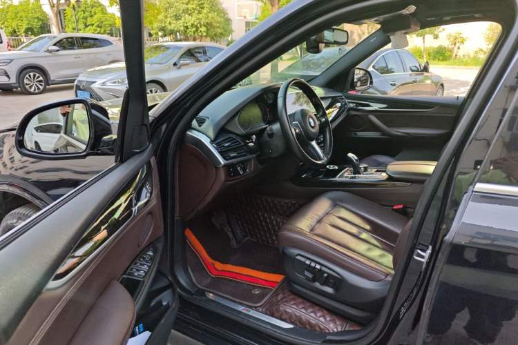 Used BMW X5 2018 xDrive35i M Sport Luxury Edition Driver Seat