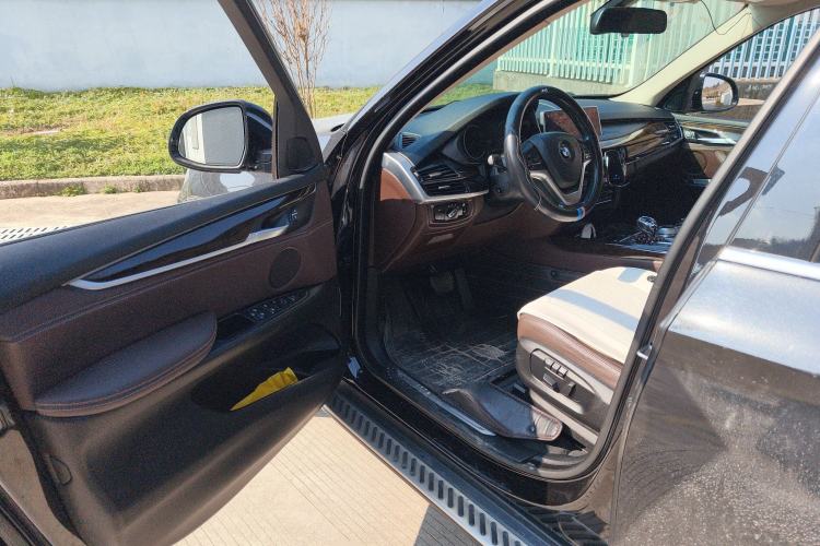 Used BMW X5 2018 xDrive28i Driver Seat