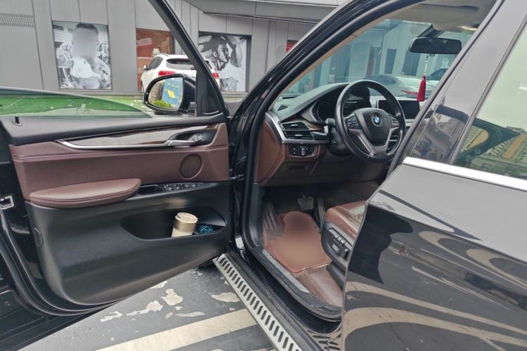 Used BMW X5 2018 xDrive28i Driver Seat