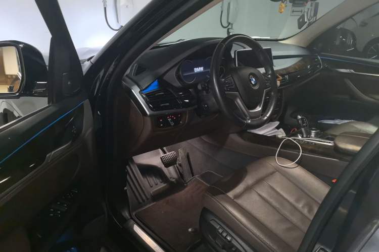Used BMW X5 2018 xDrive35i Elegant Edition Driver Seat