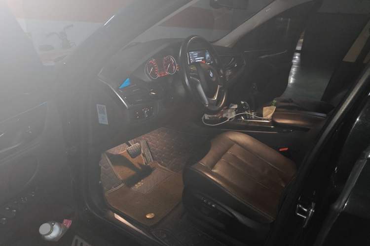 Used BMW X5 2018 xDrive28i Driver Seat