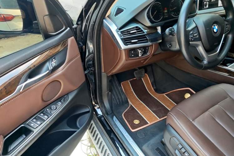 Used BMW X5 2018 xDrive28i Driver Seat