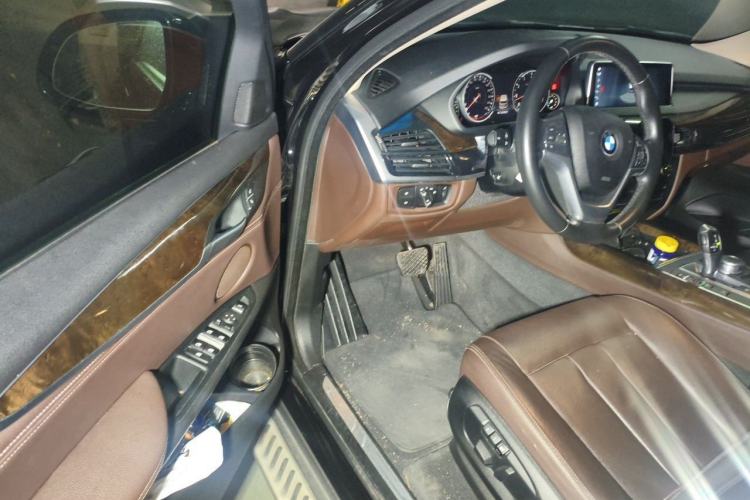 Used BMW X5 2018 xDrive35i Elegant Edition Driver Seat