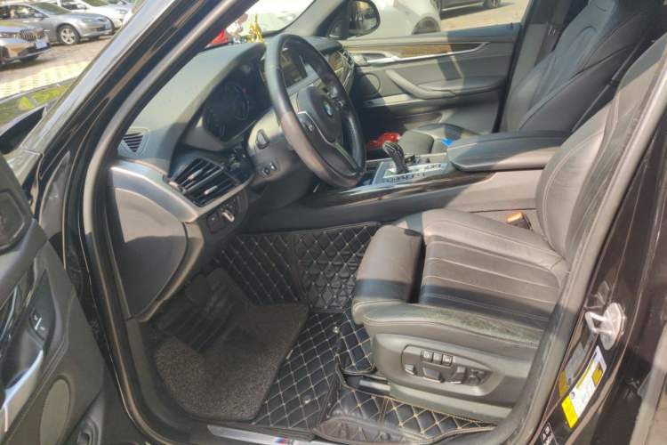 Used BMW X5  Driver Seat