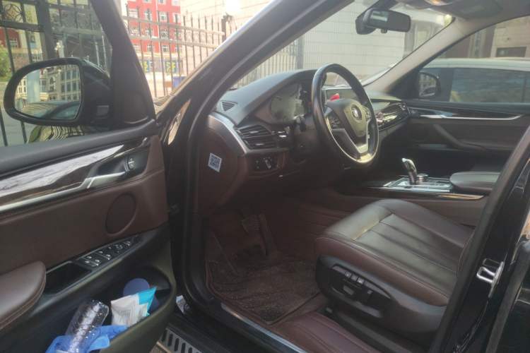 Used BMW X5 2018 xDrive28i Driver Seat
