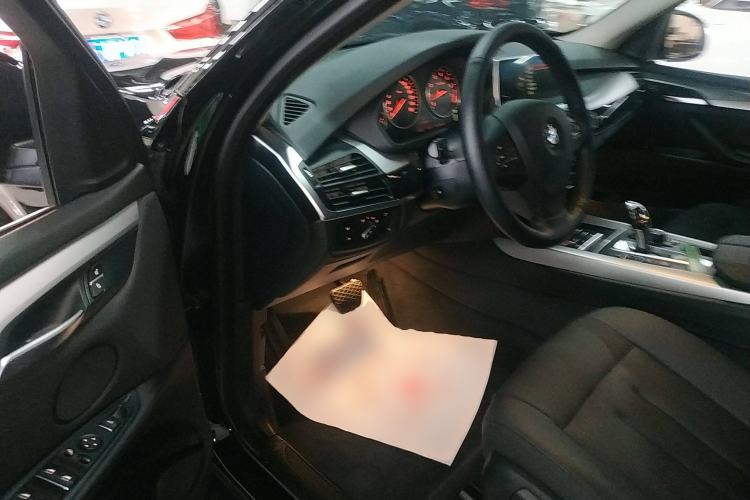 Used BMW X5 2018 xDrive35i Base Model Middle East Driver Seat