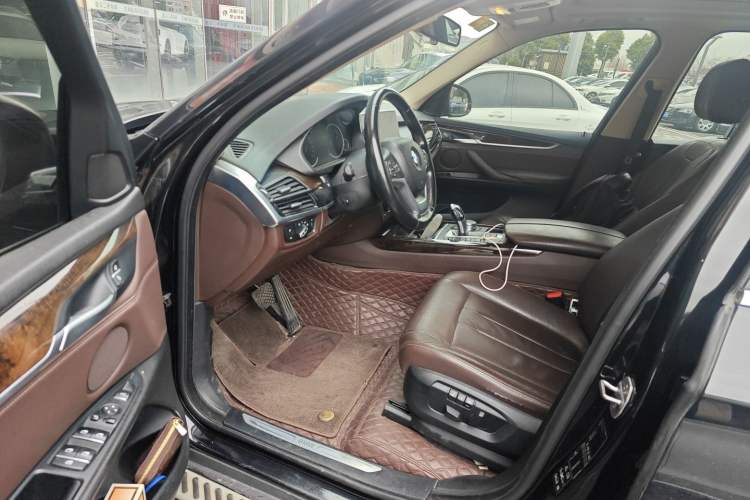 Used BMW X5 2018 xDrive28i Driver Seat