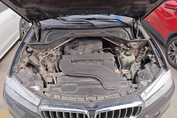 Used BMW X5 2018 xDrive28i Engine Bay