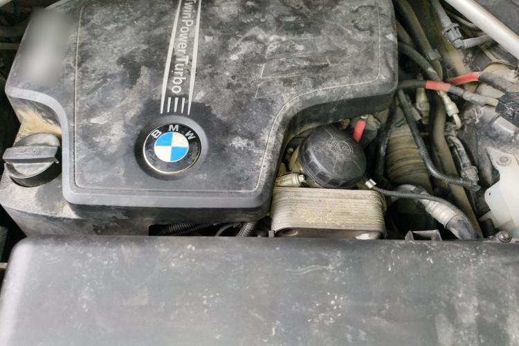 Used BMW X5 2018 xDrive28i Engine Bay