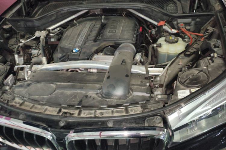 Used BMW X5 2018 xDrive35i Elegant Edition Engine Bay