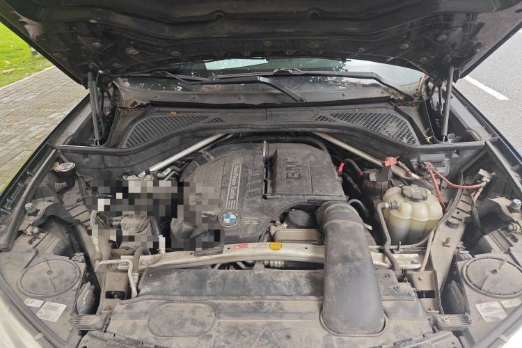 Used BMW X5 2018 xDrive35i Base Model Middle East Engine Bay