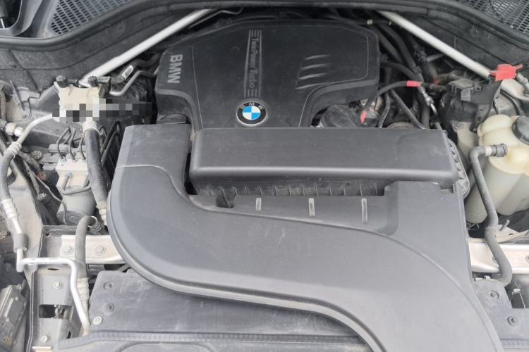 Used BMW X5 2018 xDrive28i Engine Bay